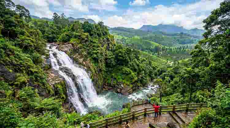 munnar-waterfalls