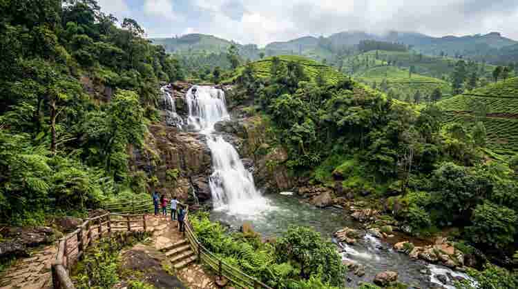 waterfalls munnar